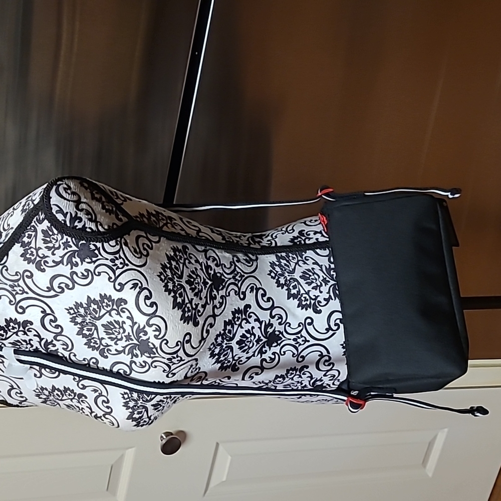 Jordan Jacquard Handbag - Picture 2 of 10